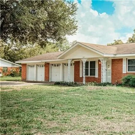 Buy this 4 bed house on 747 Dundee Street in Victoria, TX 77904
