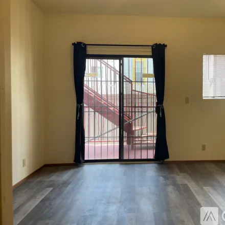 Image 1 - 61 8th Street, Unit #3 - Apartment for rent