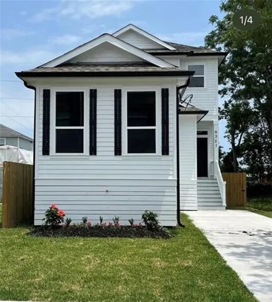 Rent this 3 bed house on 9315 Forshey Street in New Orleans, LA 70118