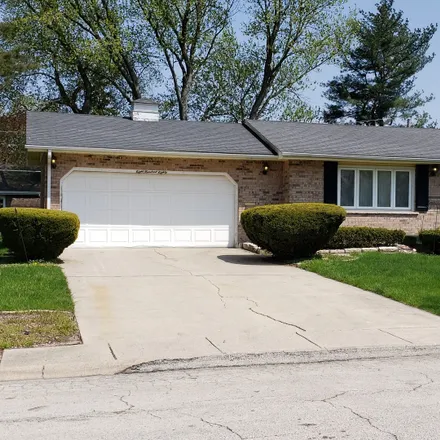 Buy this 3 bed house on 880 South Foley Avenue in Kankakee County, IL 60901