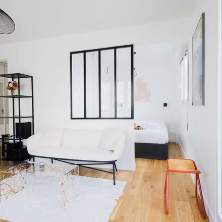 Image 9 - 8 Rue Dupleix, 75015 Paris, France - Apartment for rent