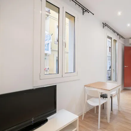 Rent this 1 bed apartment on Carrer de Grau i Torras in 08001 Barcelona, Spain