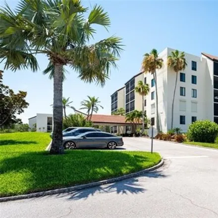 Buy this 2 bed condo on 1963 Gulf Of Mexico Drive in Longboat Key, Sarasota County