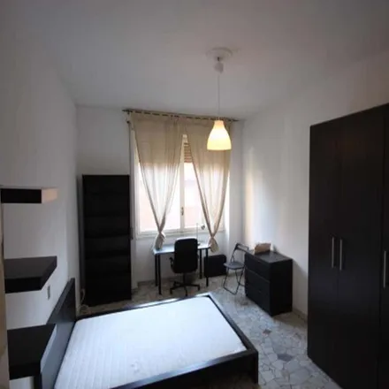 Rent this 3 bed room on Via Cristoforo Gluck in 35, 20125 Milan MI
