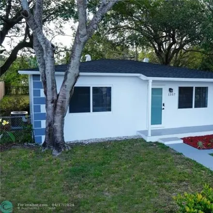 Image 4 - 1371 Southwest 22nd Terrace, Fort Lauderdale, FL 33312, USA - House for sale