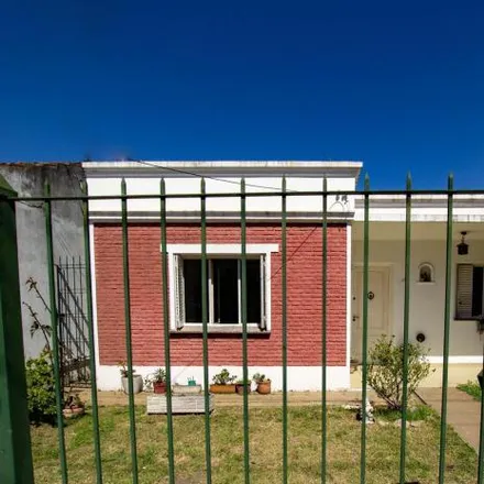Buy this 3 bed house on Presidente Juan Domingo Perón 734 in Burzaco, Argentina