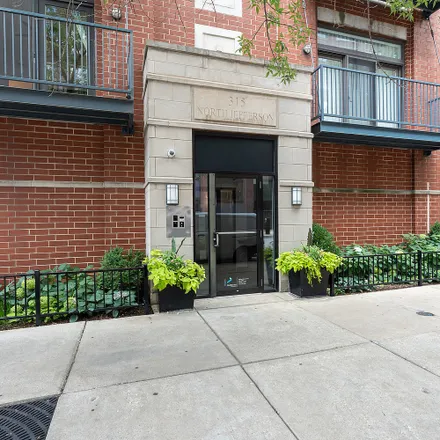 Rent this 2 bed condo on 560-570 West Fulton Street in Chicago, IL 60661