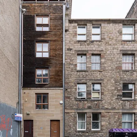 Image 1 - 82 East Crosscauseway, City of Edinburgh, EH8 9HQ, United Kingdom - Townhouse for rent