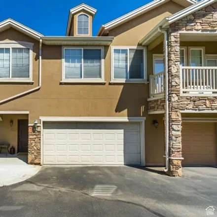 Buy this 3 bed townhouse on West Robinson Lane in Pleasant Grove, UT 84062