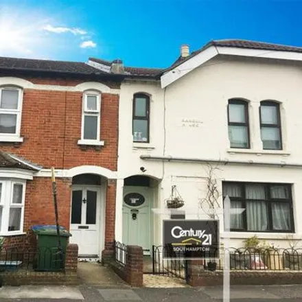 Rent this 5 bed townhouse on 107 Milton Road in Bedford Place, Southampton