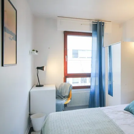 Image 3 - Le Monet, Rue du Port, 92500 Rueil-Malmaison, France - Apartment for rent