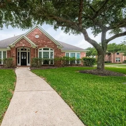 Rent this 4 bed house on 2006 Island Manor Lane in League City, TX 77573