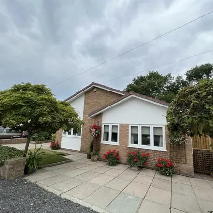 Buy this 3 bed house on Raby Close in Heswall, CH60 0DX