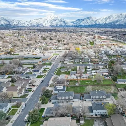 Image 7 - 352 Fenton Avenue, South Salt Lake, UT 84115, USA - House for sale