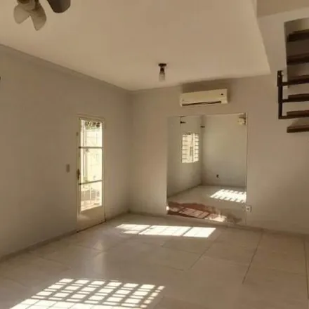 Rent this 3 bed house on Rua Monsieur in Jardim Califórnia, Cuiabá - MT