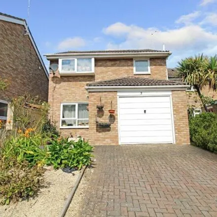 Buy this 3 bed house on Chepstow Close in Swindon, SN5 8BP