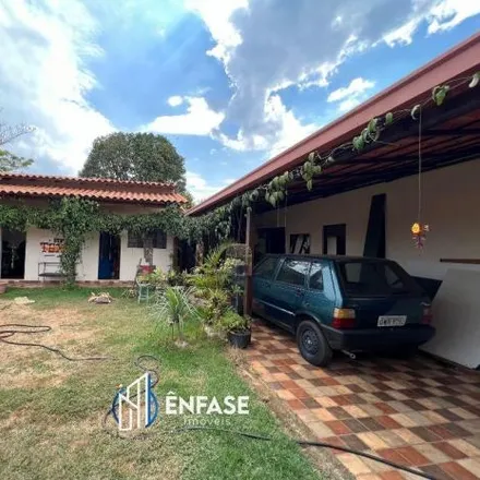Buy this 6 bed house on Rua José Ferreira da Silva in Igarapé - MG, 32900-000