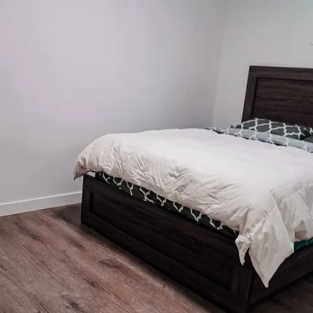 Rent this 2 bed apartment on Edmonton in AB T5Y 3M8, Canada