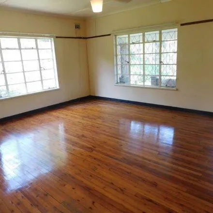 Rent this 3 bed apartment on Gardendale Crescent in Mount Vernon, Durban