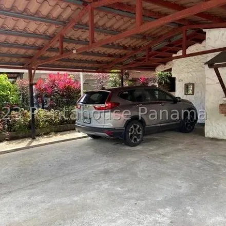 Buy this 5 bed house on Avenida 16 C Norte 20 in Bethania, 0000