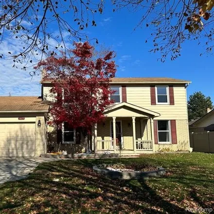 Image 1 - 14699 Lakeshore Drive, Sterling Heights, MI 48313, USA - House for rent