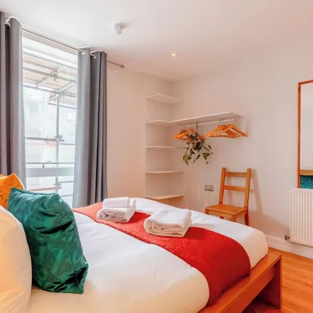Rent this 1 bed apartment on London in E8 4EG, United Kingdom