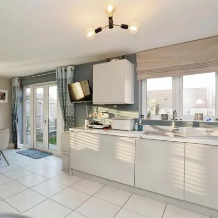 Image 5 - Monmouth Way, Grantham, NG31 8WL, United Kingdom - House for sale