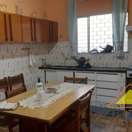 Buy this 3 bed house on Rua Vera Cruz in Anchieta, São Bernardo do Campo - SP