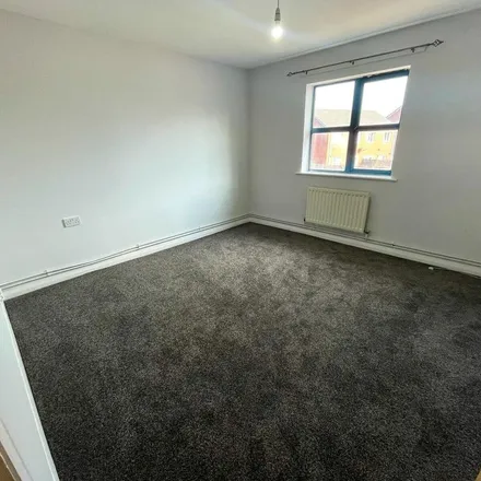 Rent this 1 bed apartment on Master Cut Barbers in Queens Road, Manchester