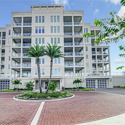 Image 1 - 401 Belleview Boulevard, Belleair, Pinellas County, FL 33756, USA - Condo for sale