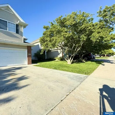 Buy this 3 bed house on Venice Lane in Lincoln, NE 68526