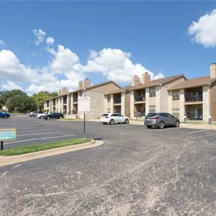 Image 2 - 425 East Pearl Street, Granbury, TX 76048, USA - Apartment for rent