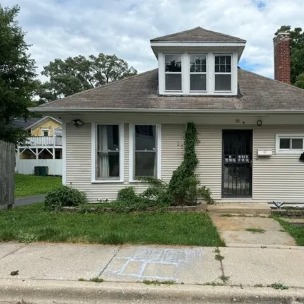 Buy this 3 bed house on 18 Ivy St in Joliet, Illinois