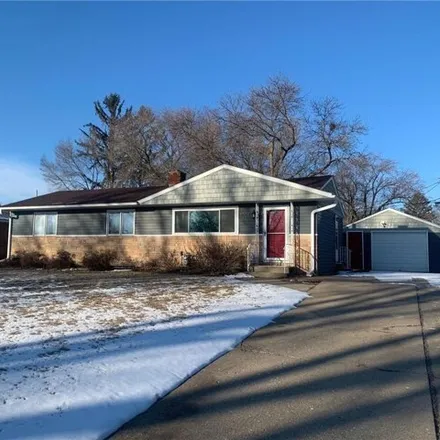 Buy this 3 bed house on 3031 North Albert Street in Roseville, MN 55113