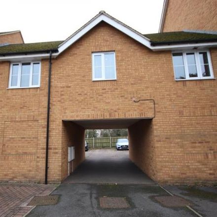Rent this 2 bed apartment on Searchlight Heights in Lower Upnor, ME3 8NF