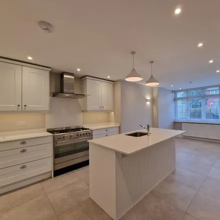Rent this 5 bed house on Gloucester Gardens in London, NW11 9AA