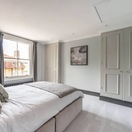 Rent this 4 bed apartment on 26 Gunter Grove in Lot's Village, London