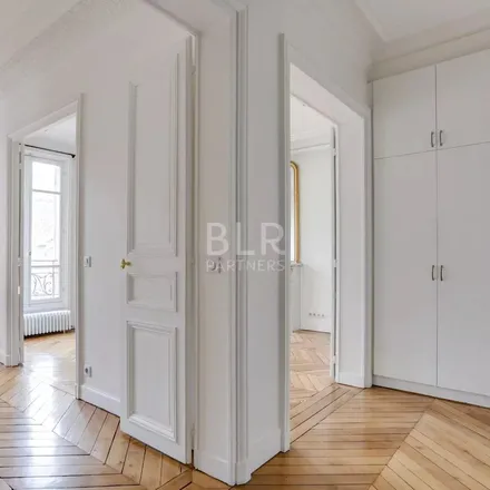 Image 5 - 128 Boulevard Haussmann, 75008 Paris, France - Apartment for rent