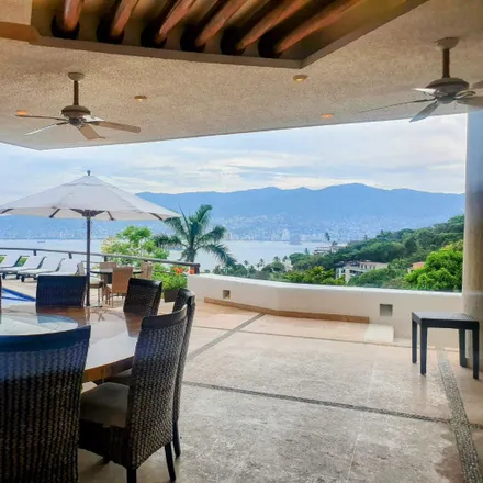 Buy this studio house on Calle Tabachines in Fraccionamiento Club Res Las Brisas, 39300 Acapulco