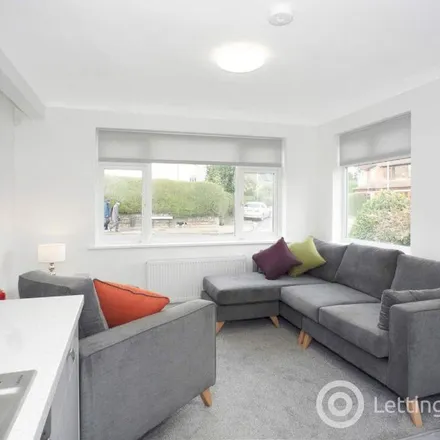 Image 1 - 15 Charnwood Avenue, Beeston, NG9 4DJ, United Kingdom - Apartment for rent