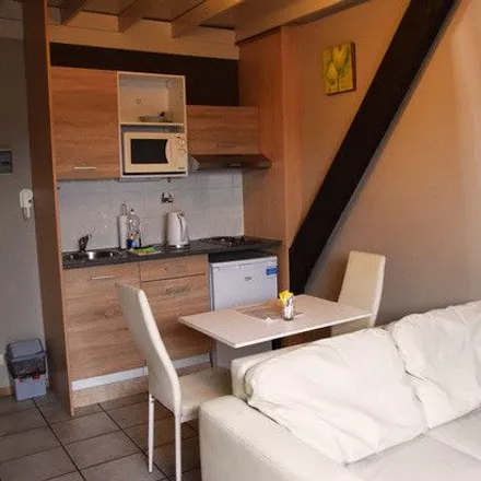 Rent this studio apartment on De Pretstraat 11 in 2060 Antwerp, Belgium