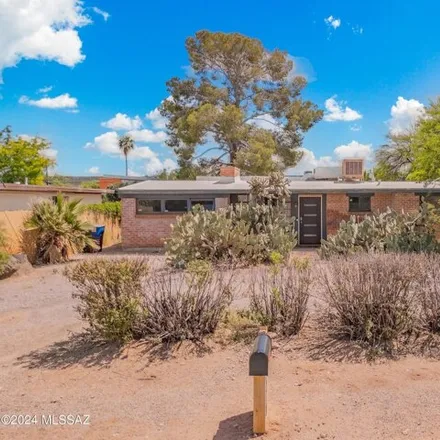 Buy this 3 bed house on 3230 East Willard Street in Tucson, AZ 85716
