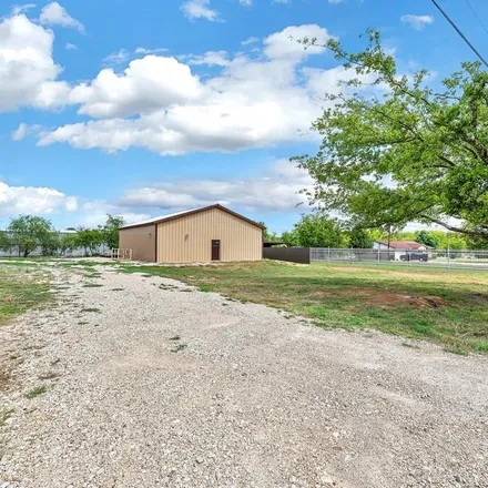Buy this 3 bed house on 2161 Spring Lake Road in Lacy-Lakeview, TX 76705