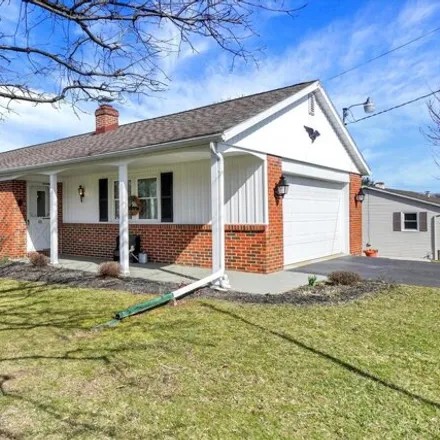 Image 1 - Oakwood Drive, Windsor Township, PA 17356, USA - House for sale