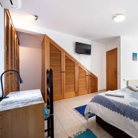 Rent this 1 bed townhouse on 8650-199 Distrito de Évora