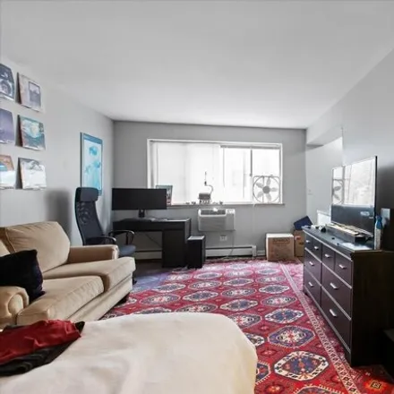 Image 3 - 541 W Oakdale Ave Apt 414, Chicago, Illinois, 60657 - Apartment for rent