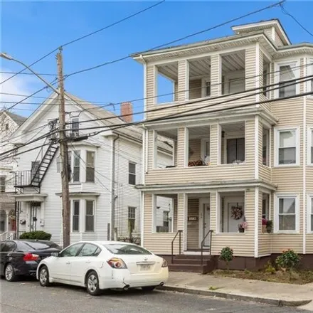 Buy this 9 bed house on 266 Baker Street in Providence, RI 02905