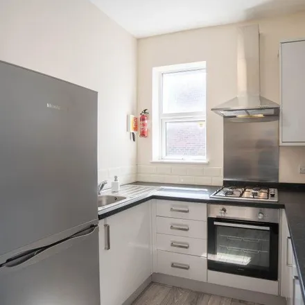 Image 5 - Sharrow Vale Road, Sheffield, S11 8ZP, United Kingdom - Apartment for rent