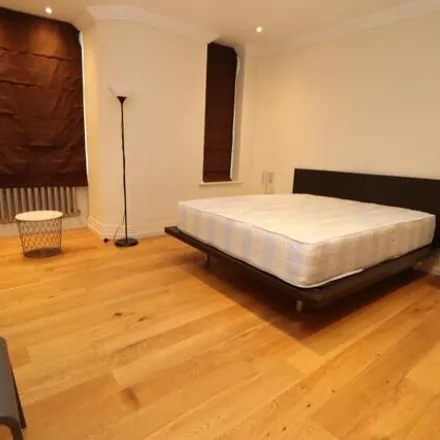 Rent this studio house on Abbey Court in Abbey Road, London
