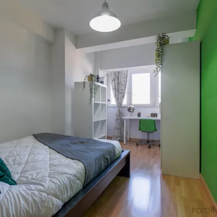Rent this 7 bed room on Madrid in LaSal, Avenida de Alberto Alcocer